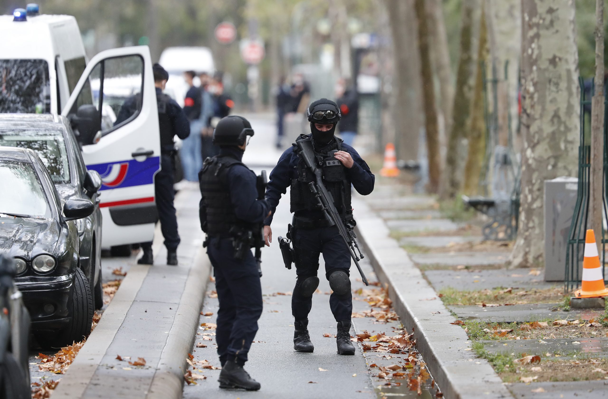 Париже 13 ноября. Теракт в Париже 13 ноября 2015. 13 Ноября 2015 Франция теракт.