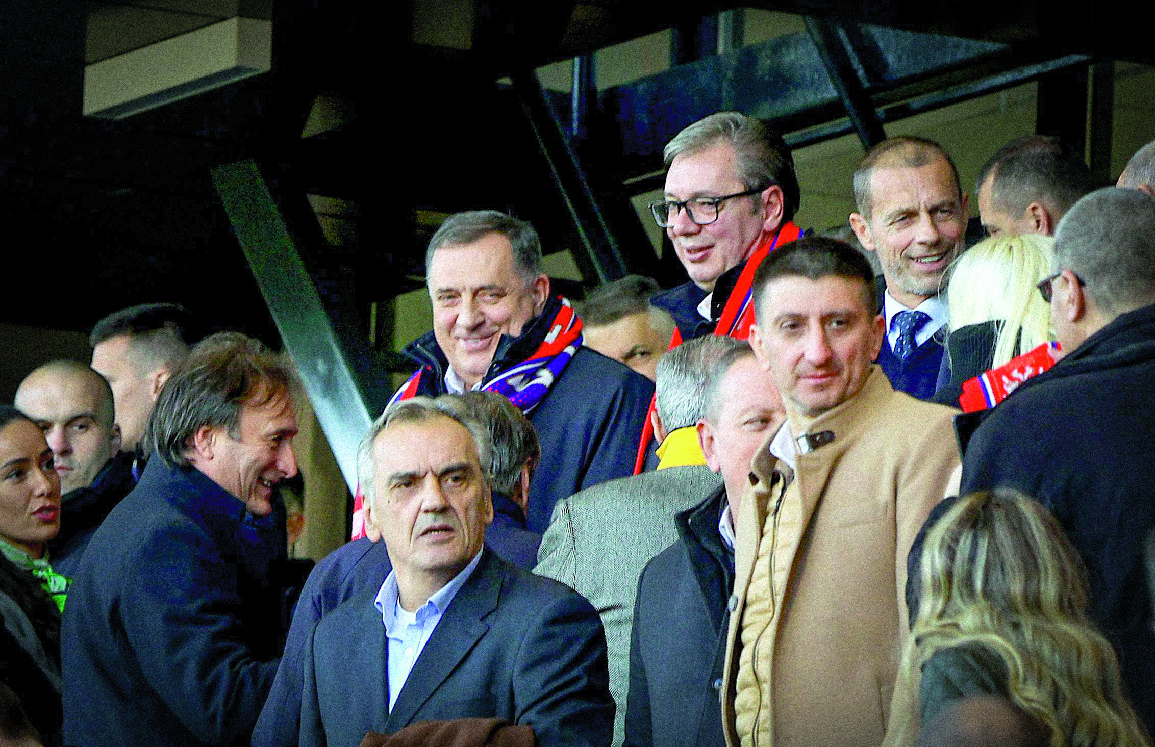 Izborna kampanja između štrajkova i fudbalskih snova