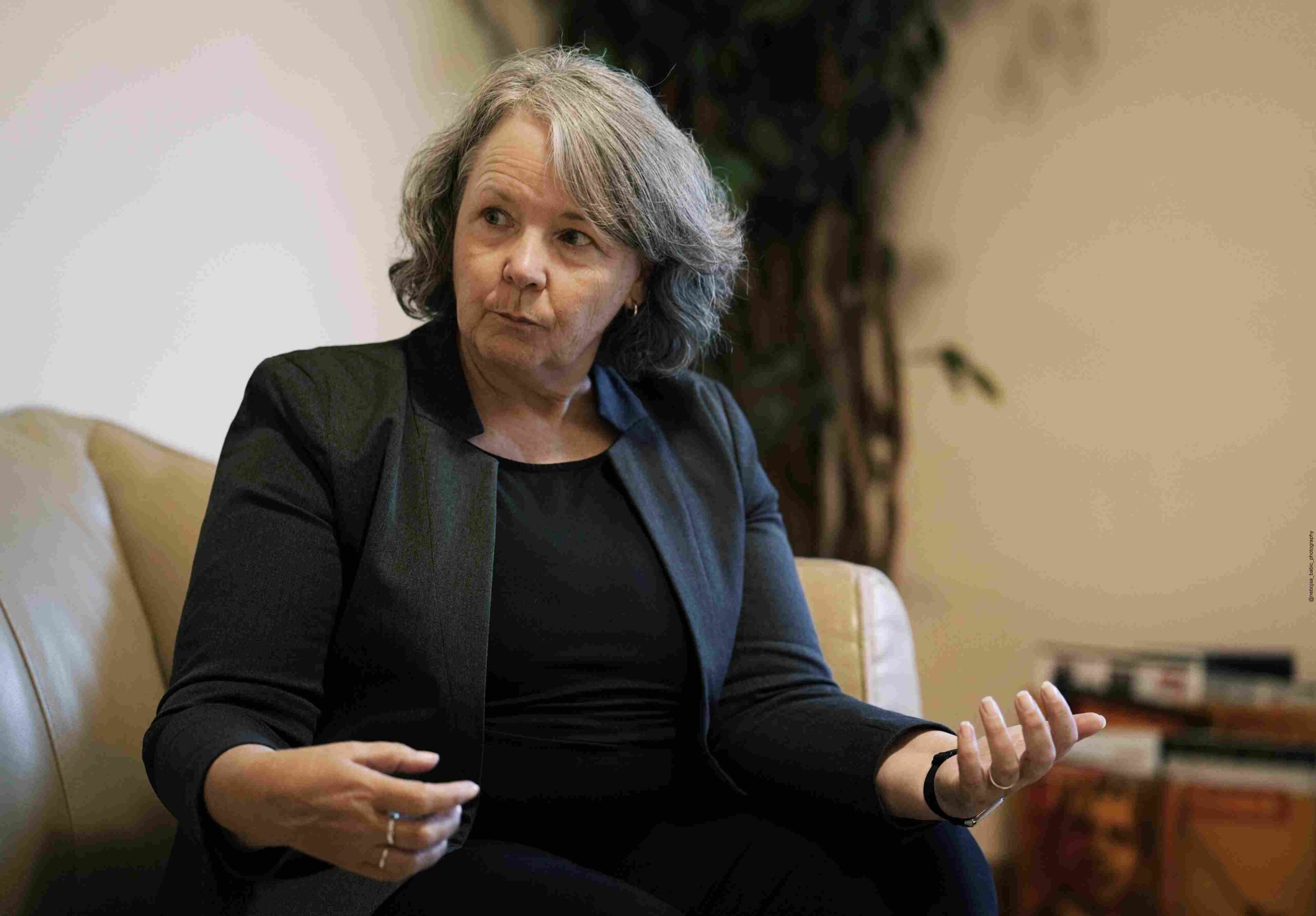 Profesorka Skjuz u redakciji Nedeljnika