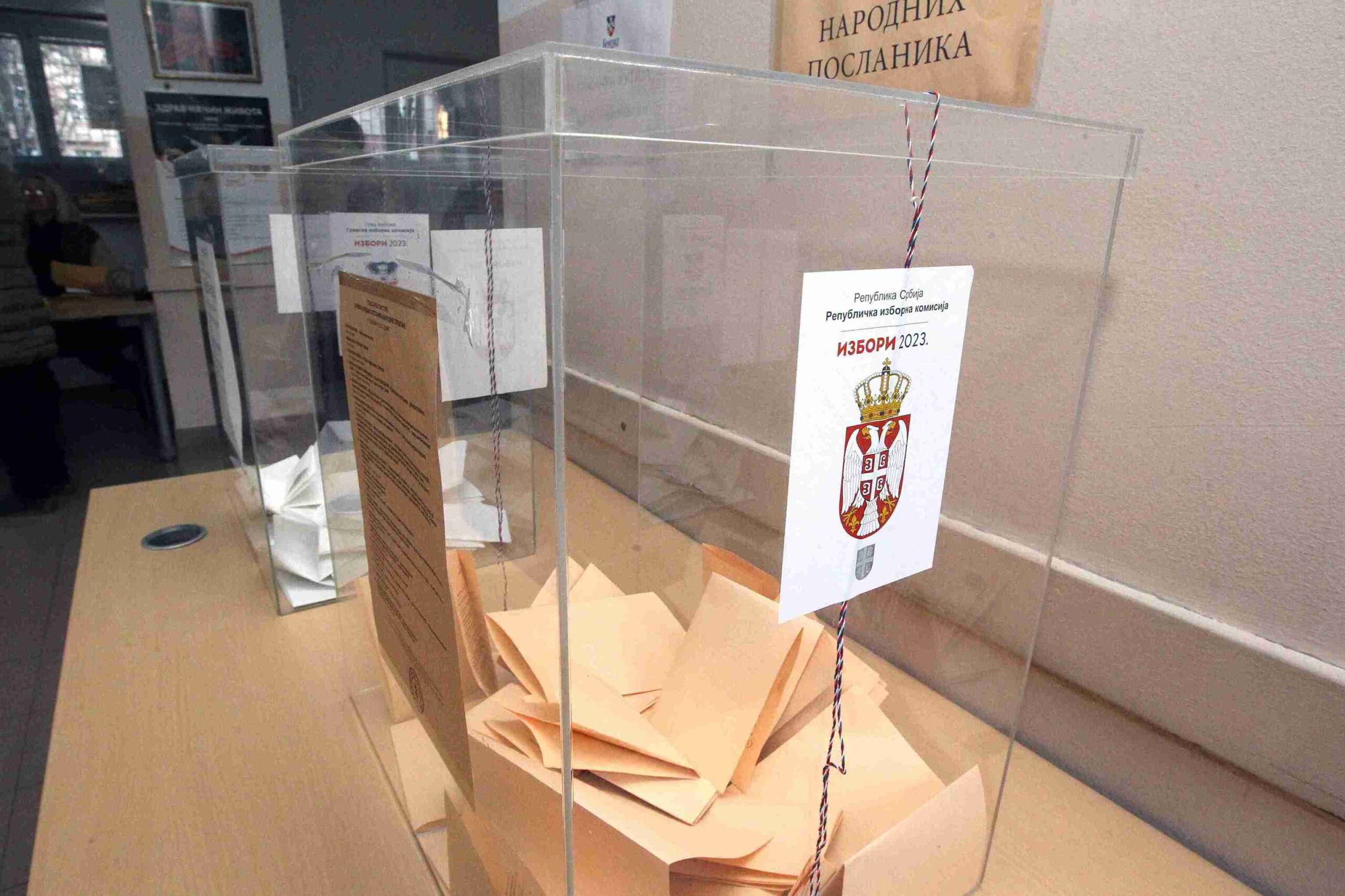 U BiH glasanje na 19, u Crnoj Gori na četiri biračka mesta za izbore u Srbiji/ Izbori 2023.