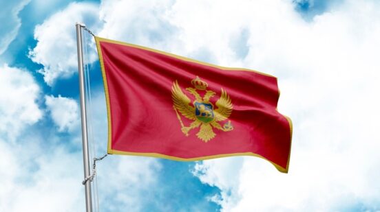 Crna Gora, zastava