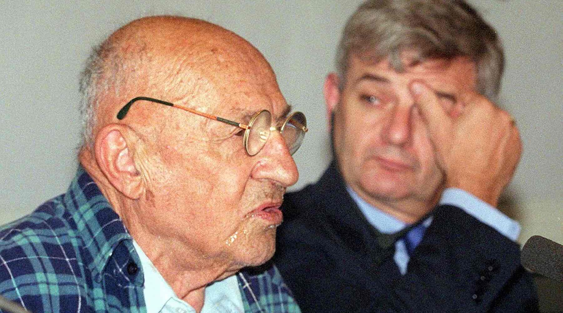 Dragoslav Avramović/ Deda Avram