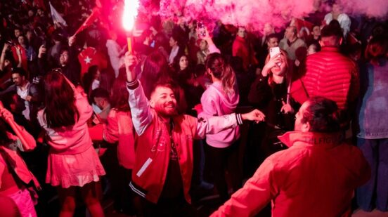 Proslavljanje izborne pobede opozicije u Turskoj