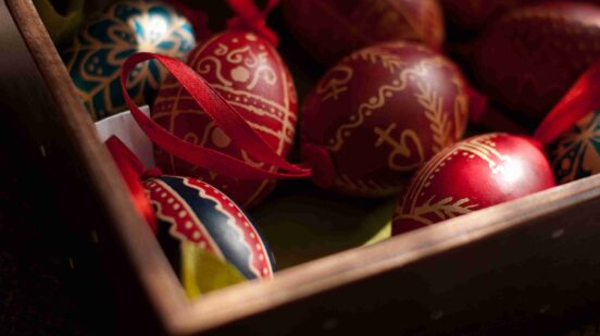 Uskršnja crvena jaja/ Easter eggs
