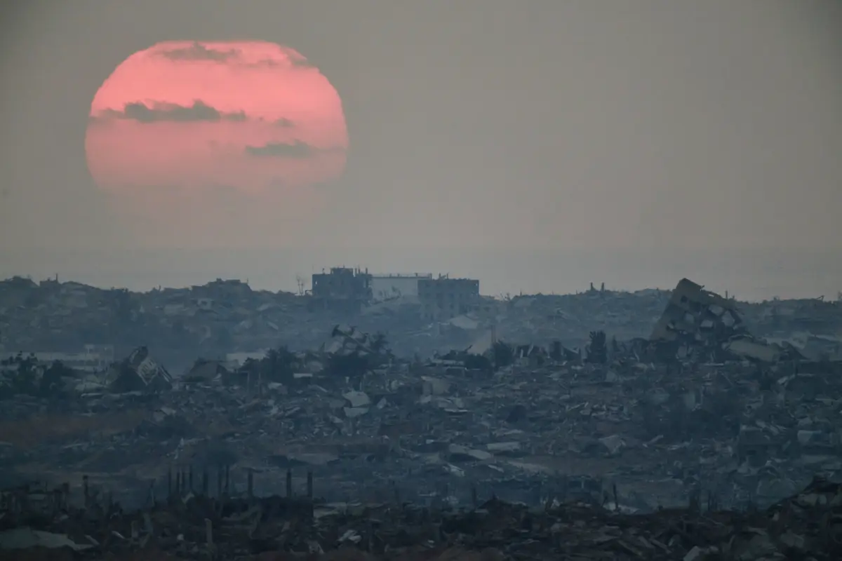 Zalazak sunca nad Gazom