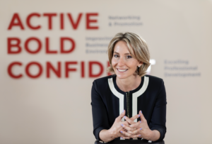 Više od polovine članica AmCham-a planira povećanje poslovanja i nove investicije u 2026. godini, a od Vlade očekuju veću posvećenost institucionalnim reformama, EU integracijama i pametnom rastu