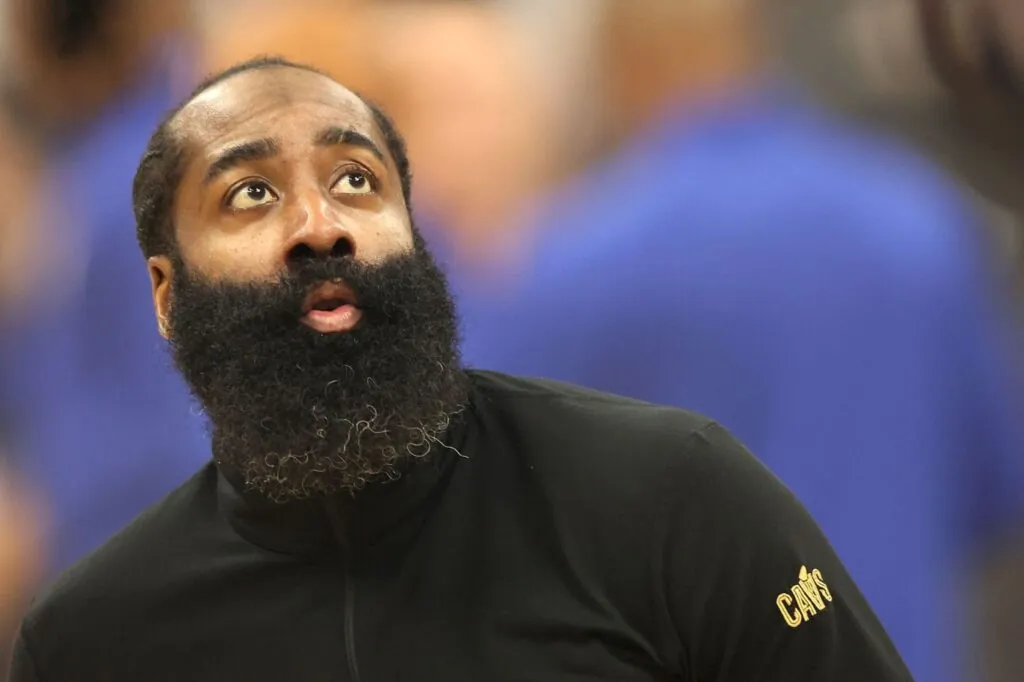 Košarkaš Džejms Harden uhapšen zbog nedozvoljenog nošenja oružja, pa pušten uz kauciju