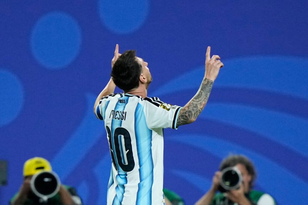Argentina sigurna protiv Alžira: Mesi se het-trikom izjednačio sa Kloseom na večnoj listi