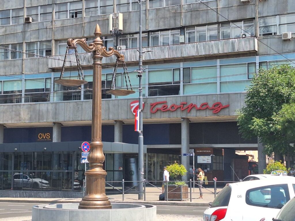ZLF: Terazije, zahvaljujući Šapiću, postale simbol kako SNS uzima pare