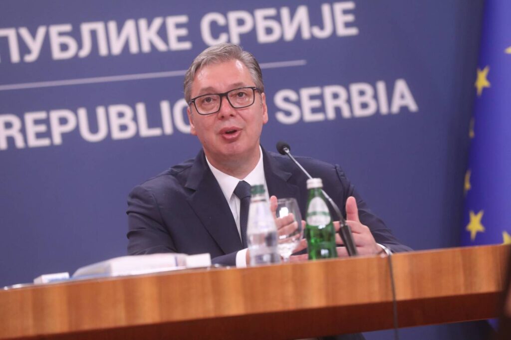 Nemačka štampa o Vučićevoj najavi ostavke: „Otići da bi se ostalo“