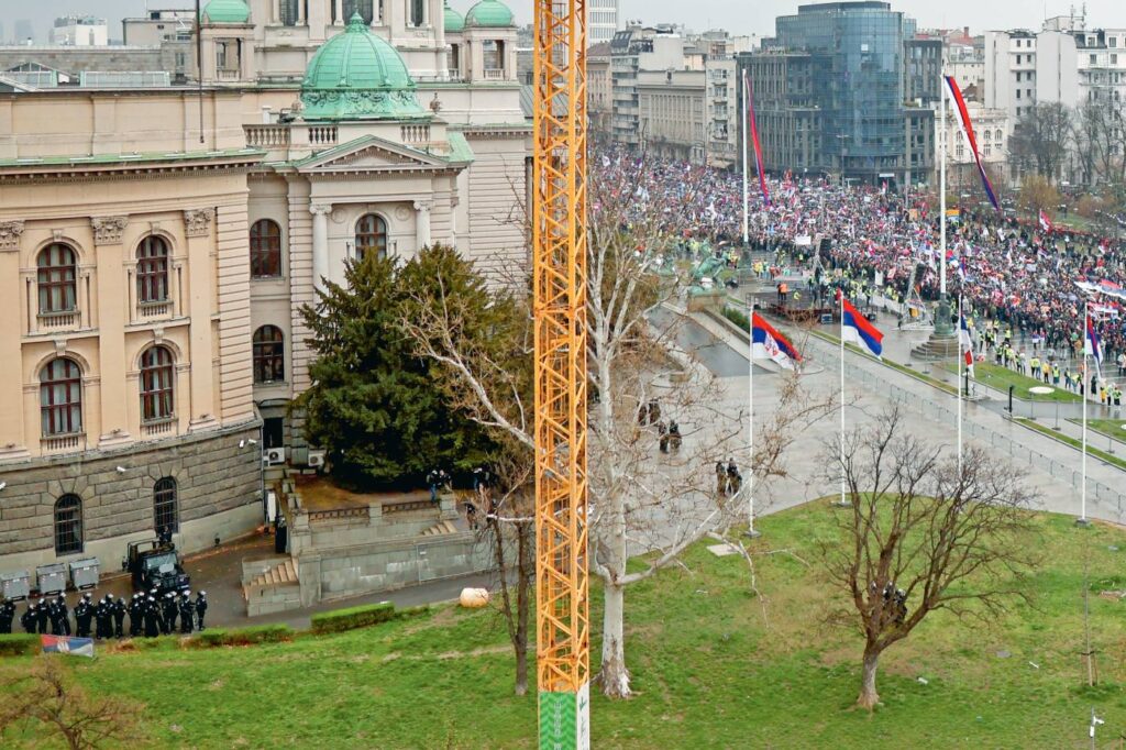 Šta zaista piše u zapisniku sa plenuma: Dosije (Zlo)upotreba zvučnog topa