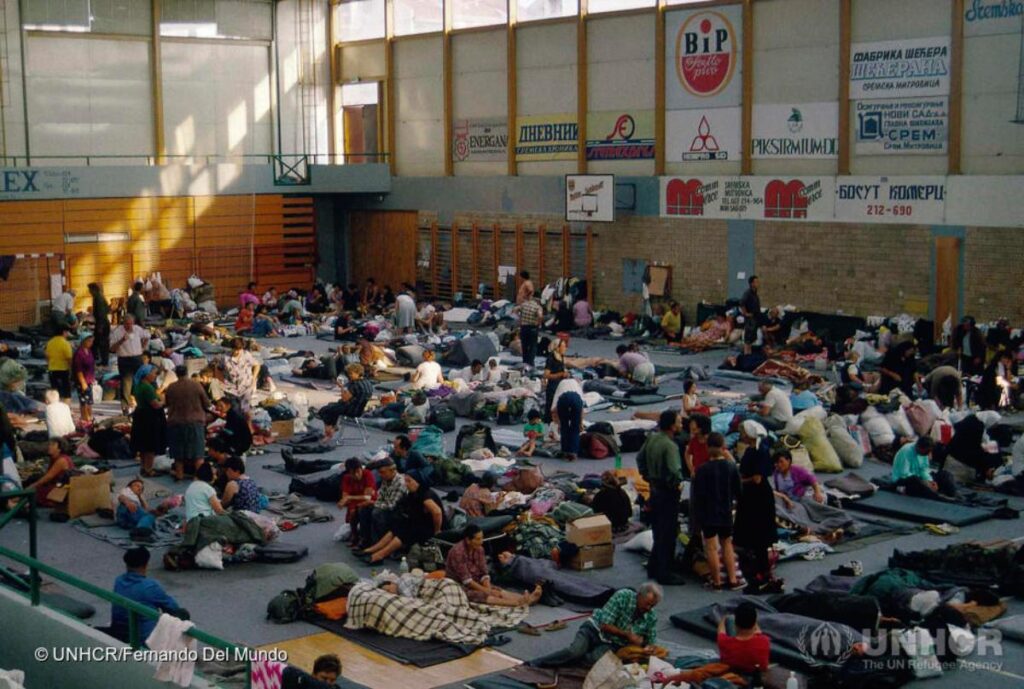 Povodom 75 godina Konvencije o statusu izbeglica,  75 glasova iz celog sveta pridružuje se UNHCR-u  u pokretanju inicijative „Obećanje“