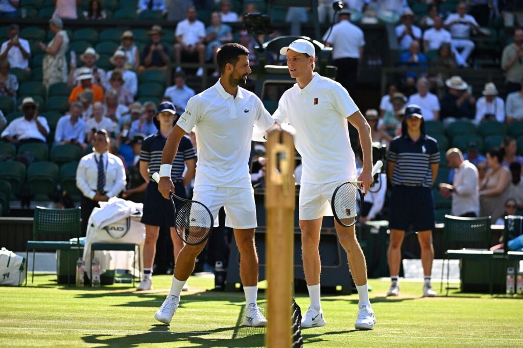 „Novak u tenisu kao Mesi u fudbalu“: Đoković se danas sastaje sa Sinerom u polufinalu Vimbldona