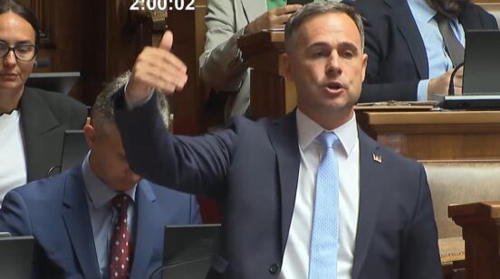 Miroslav Aleksić obrazlaže predlog o nepoverenju Vladi