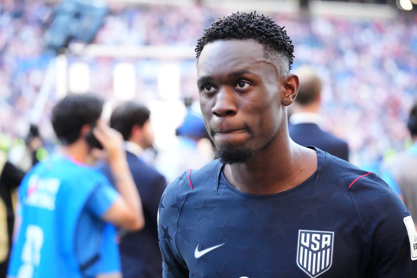 United States' Folarin Balogun (20) walks off the pitch after losing to Belgium in their World Cup round of 16 soccer match in Seattle, Monday, July 6, 2026. (AP Photo/Ted S. Warren)