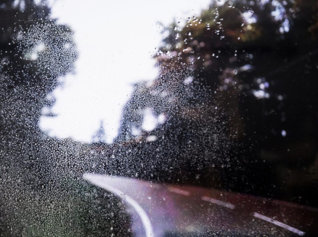Stiže nevreme iz BiH: Grmljavina i grad prvo u Priboju, aktivirana hitna SMS upozorenja građanima